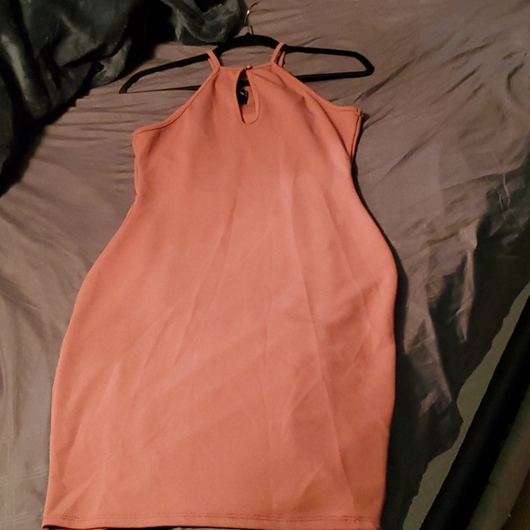 Dress - Picture 2 of 2